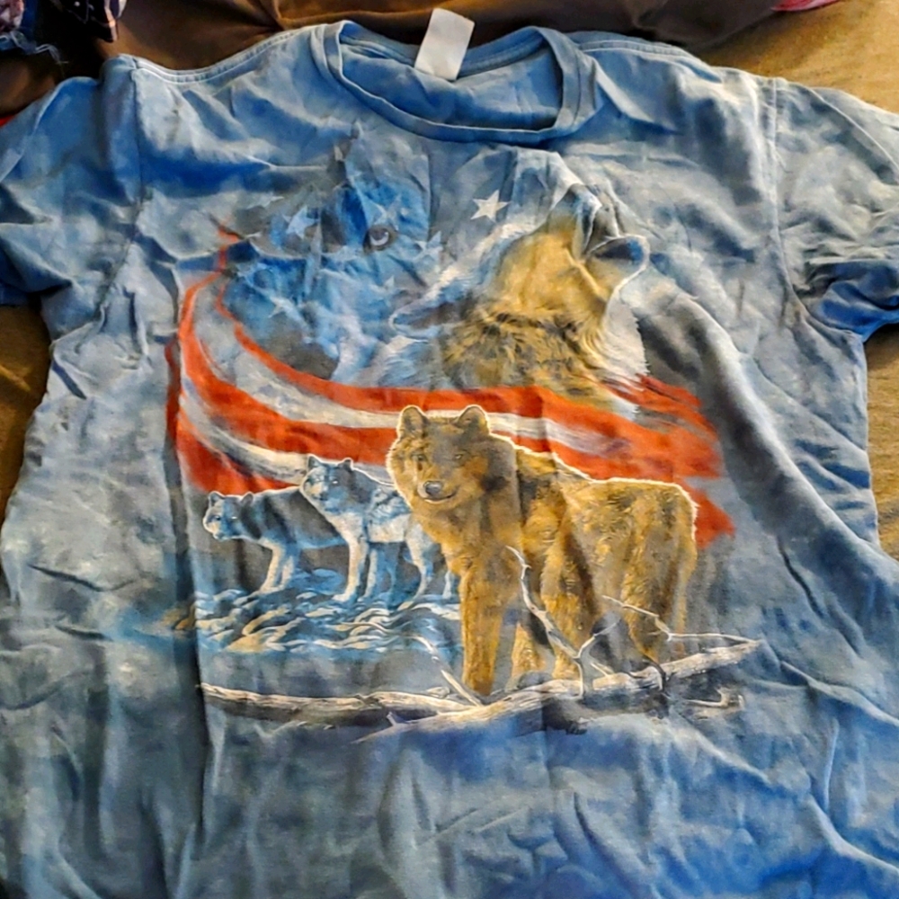 tshirt - Picture 1 of 1